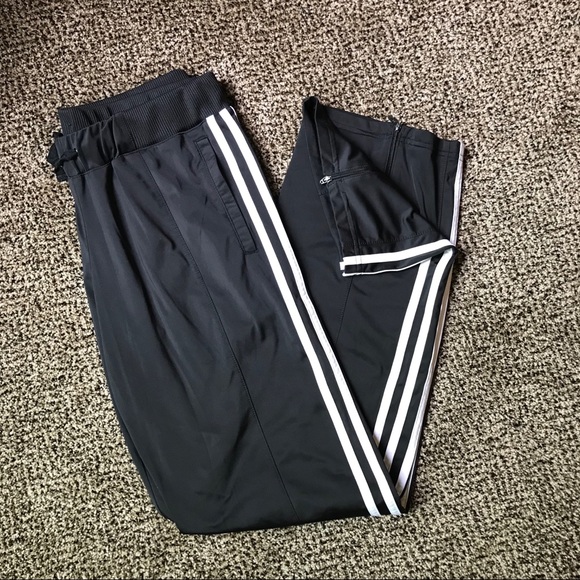 adidas Pants - 🛍3/$25 Women’s Adidas Pants